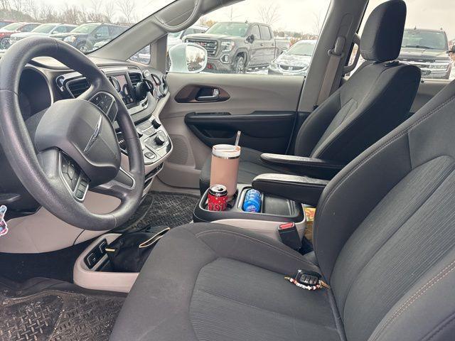 used 2018 Chrysler Pacifica car, priced at $15,000