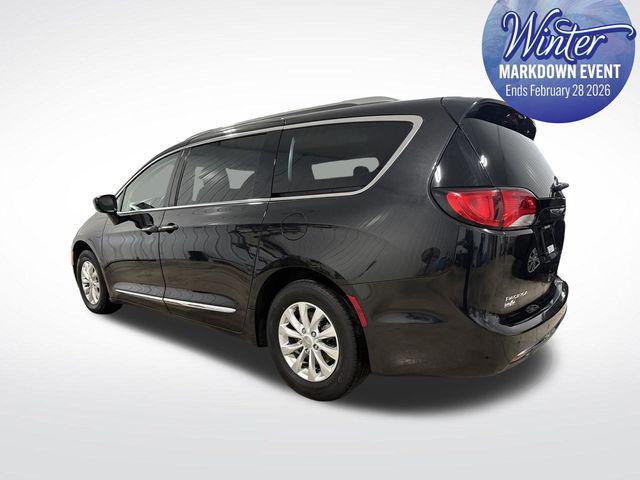 used 2019 Chrysler Pacifica car, priced at $14,872