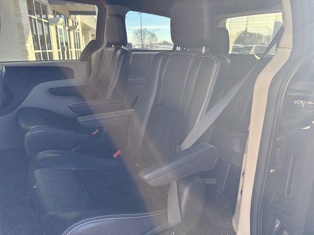 used 2014 Dodge Grand Caravan car, priced at $12,644