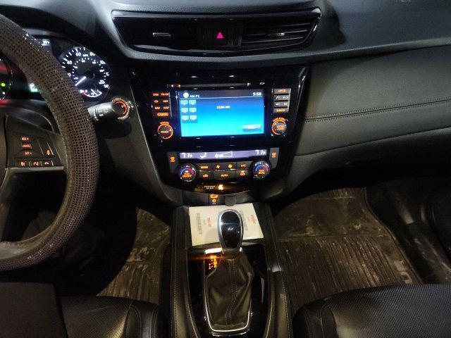 used 2017 Nissan Rogue car