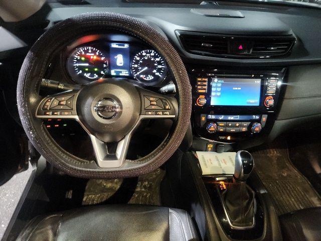 used 2017 Nissan Rogue car