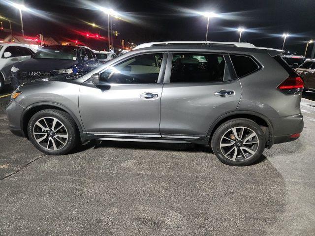 used 2017 Nissan Rogue car