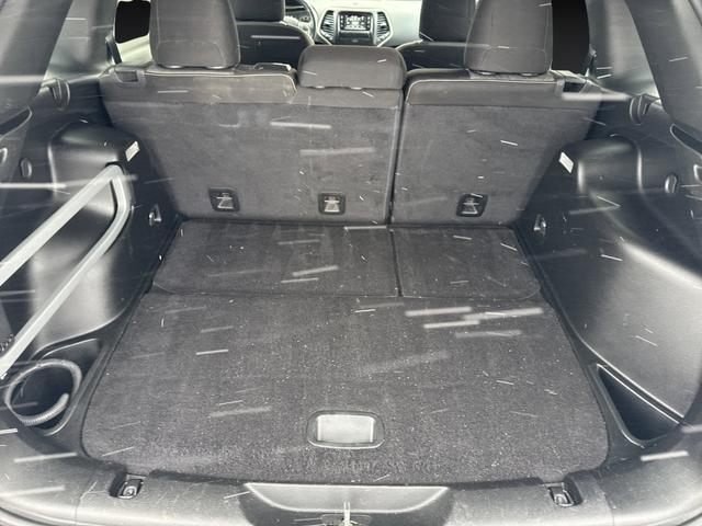 used 2014 Jeep Cherokee car, priced at $9,484