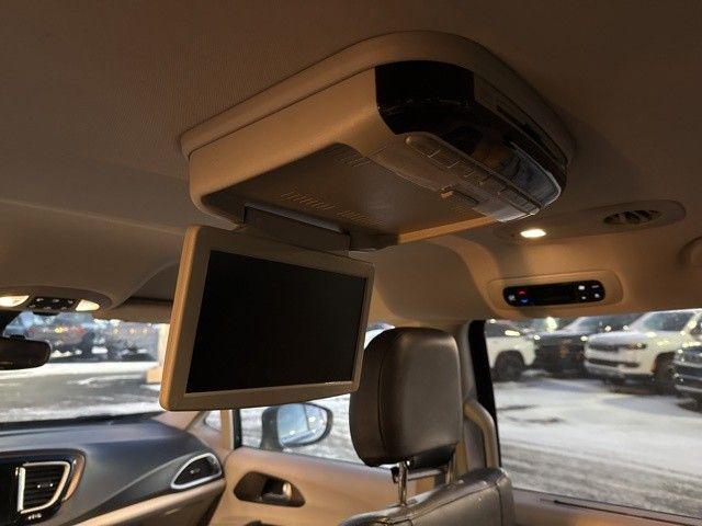 used 2017 Chrysler Pacifica car, priced at $10,746
