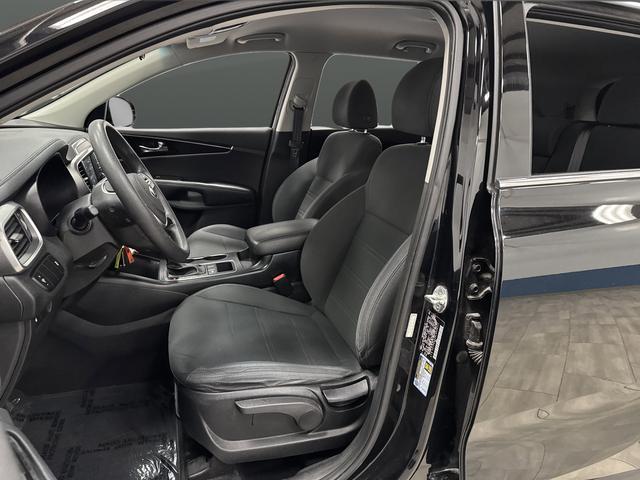 used 2020 Kia Sorento car, priced at $10,125
