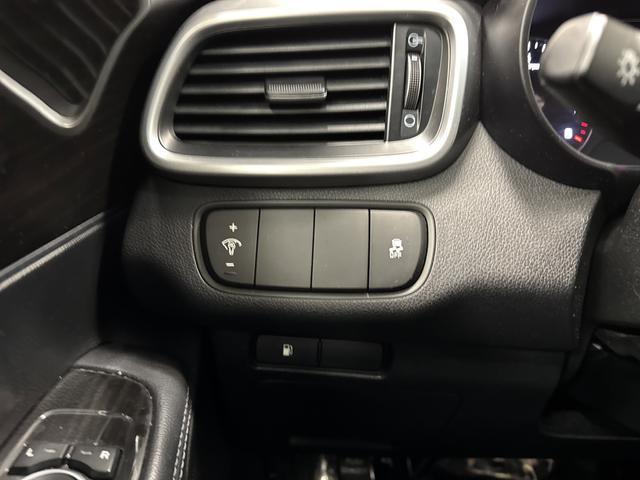 used 2020 Kia Sorento car, priced at $10,125