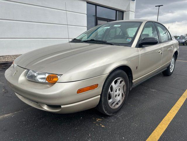 used 2000 Saturn SL car, priced at $3,499