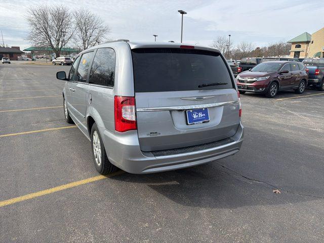 used 2014 Chrysler Town & Country car, priced at $7,500