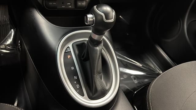 used 2016 Kia Soul car, priced at $9,984