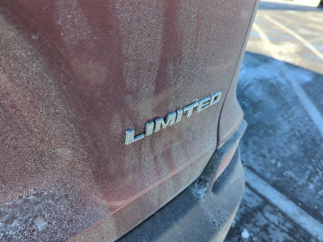 used 2019 Jeep Cherokee car, priced at $14,364