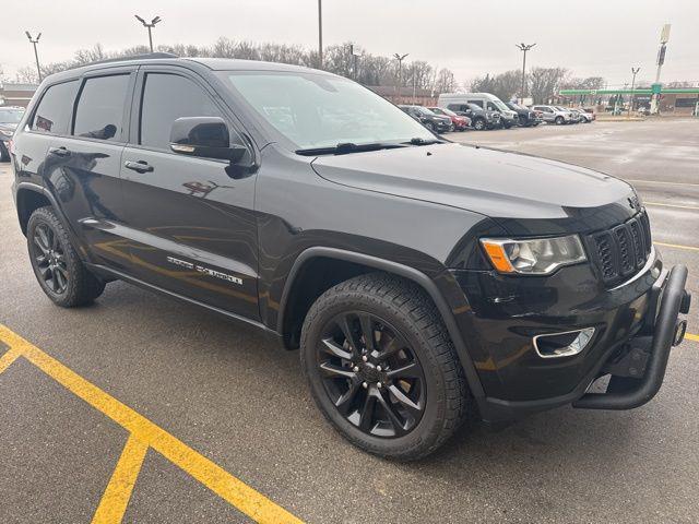 used 2020 Jeep Grand Cherokee car, priced at $15,000