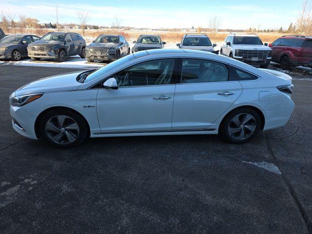 used 2016 Hyundai Sonata Hybrid car, priced at $11,200