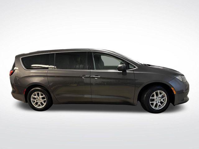 used 2017 Chrysler Pacifica car, priced at $8,078