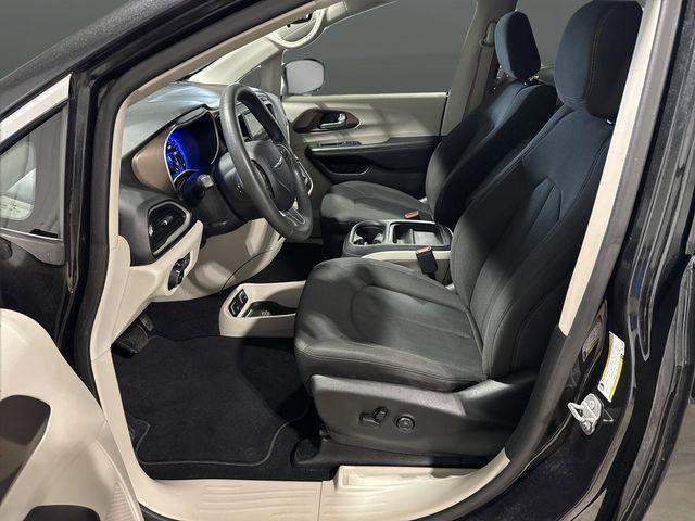 used 2018 Chrysler Pacifica car, priced at $10,371