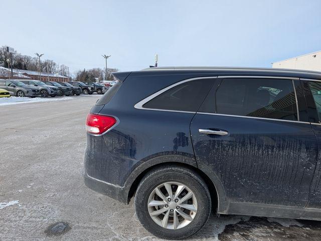 used 2016 Kia Sorento car, priced at $9,299