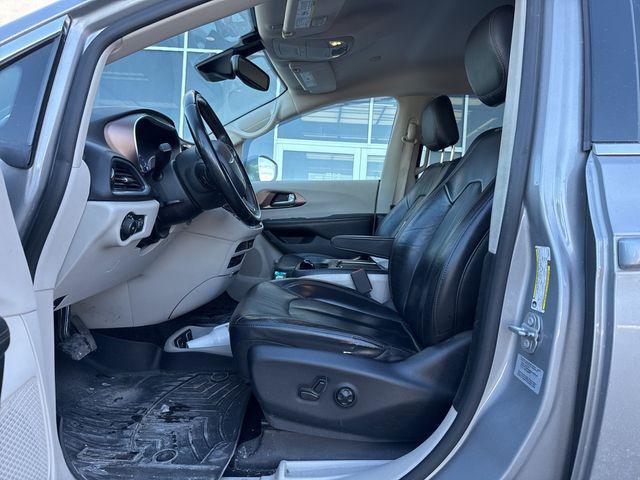 used 2017 Chrysler Pacifica car, priced at $12,000
