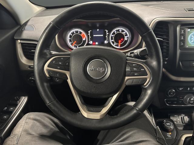 used 2016 Jeep Cherokee car, priced at $10,564