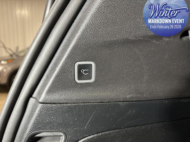 used 2018 Chrysler Pacifica car, priced at $12,500