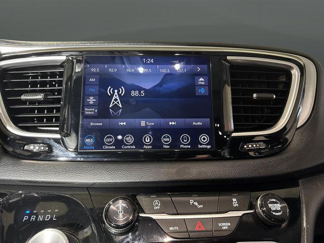 used 2018 Chrysler Pacifica car, priced at $12,423