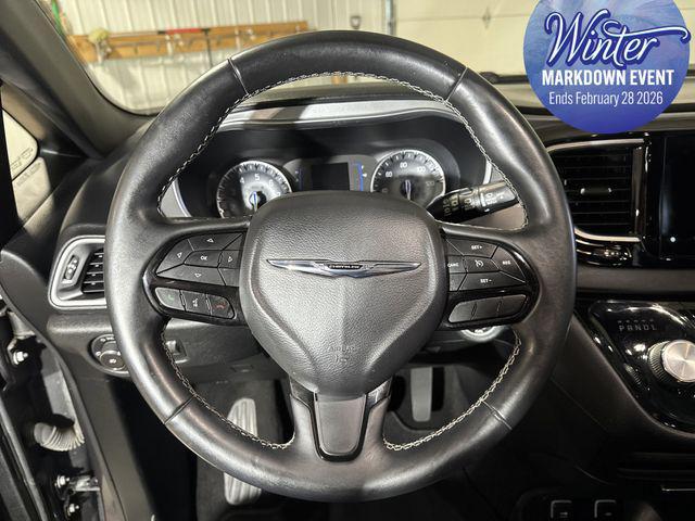 used 2018 Chrysler Pacifica car, priced at $12,500