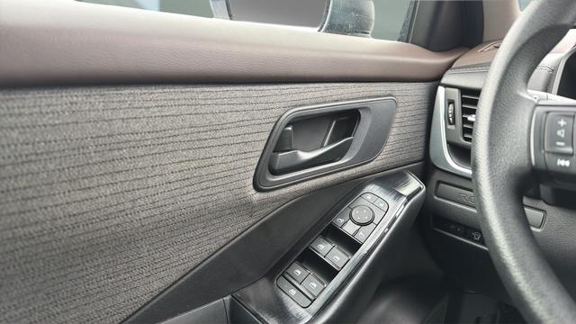 used 2023 Nissan Rogue car, priced at $16,998