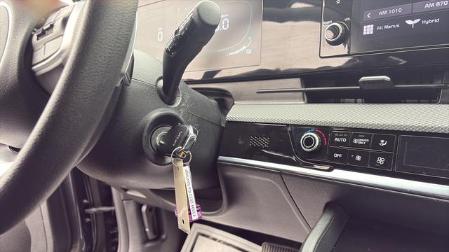 used 2023 Kia Sportage Hybrid car, priced at $23,998