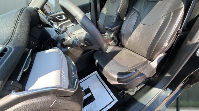 used 2023 Jeep Compass car, priced at $23,456