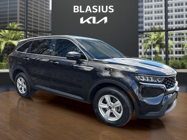 used 2023 Kia Sorento car, priced at $23,380