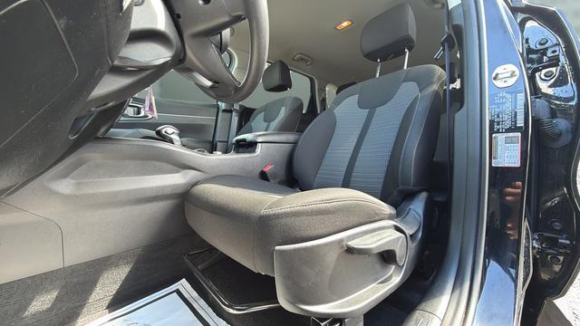 used 2023 Kia Sorento car, priced at $23,380