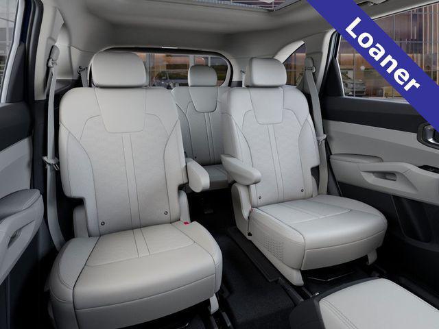 new 2025 Kia Sorento car, priced at $39,275