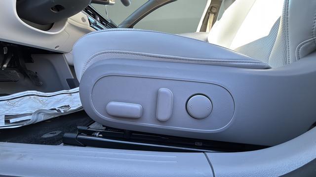 used 2024 Hyundai IONIQ 6 car, priced at $24,992