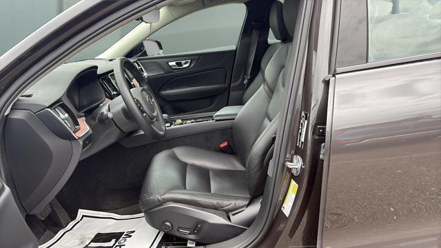 used 2024 Volvo S60 car, priced at $30,398