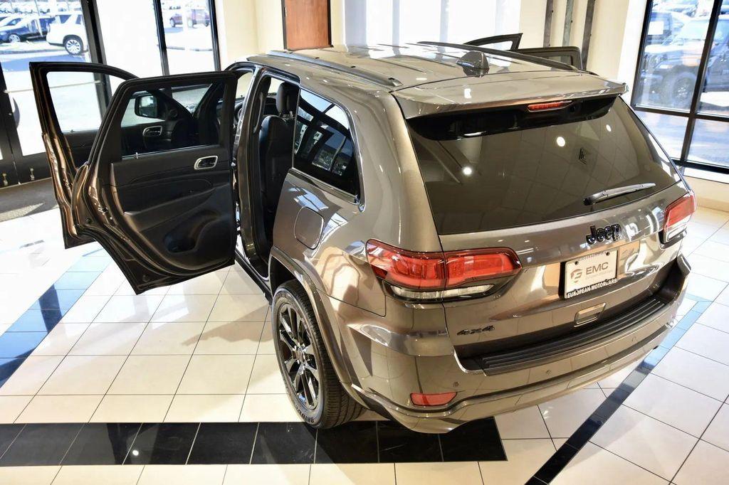 used 2021 Jeep Grand Cherokee car, priced at $28,990