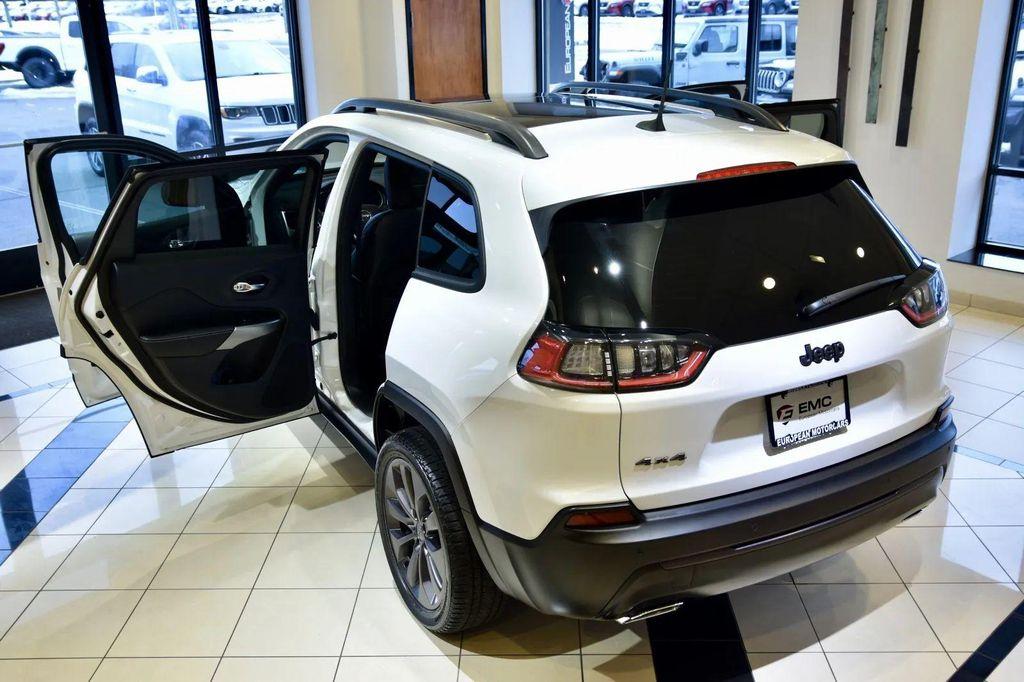 used 2021 Jeep Cherokee car, priced at $23,990