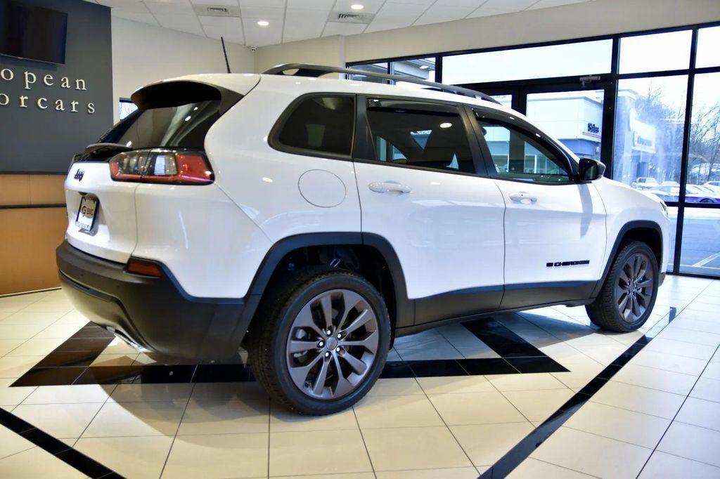 used 2021 Jeep Cherokee car, priced at $23,990