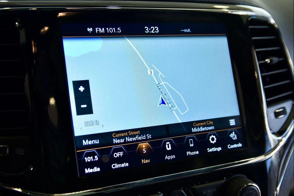 used 2022 Jeep Grand Cherokee car, priced at $24,990