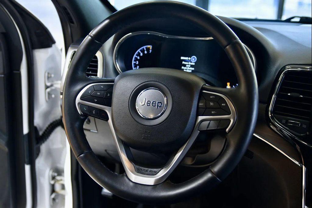 used 2022 Jeep Grand Cherokee car, priced at $24,990