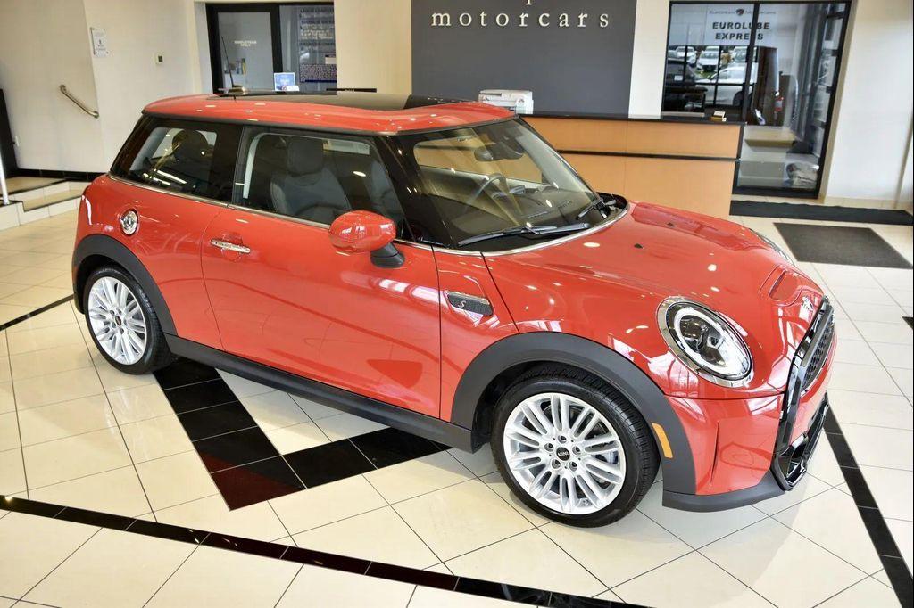 used 2024 MINI Hardtop car, priced at $26,990
