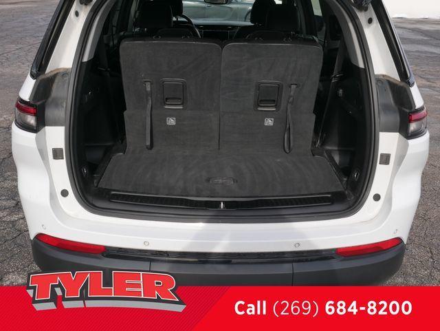 used 2023 Jeep Grand Cherokee L car, priced at $33,166