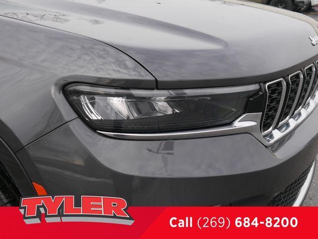 new 2025 Jeep Grand Cherokee car, priced at $43,627