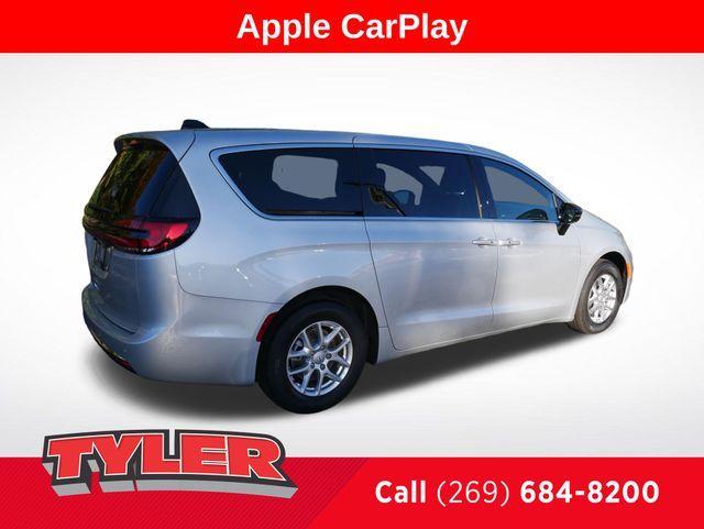 new 2026 Chrysler Pacifica car, priced at $40,861