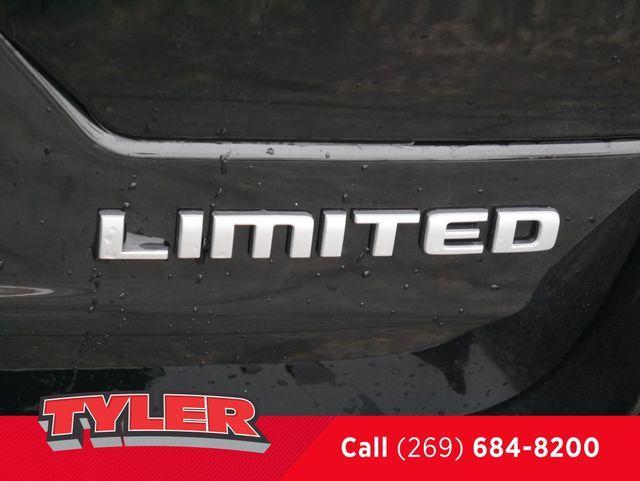 new 2025 Jeep Grand Cherokee car, priced at $44,492