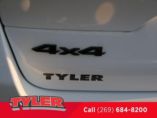 used 2023 Jeep Grand Cherokee car, priced at $29,652