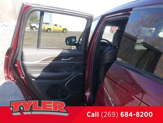 new 2026 Jeep Grand Cherokee car, priced at $50,619