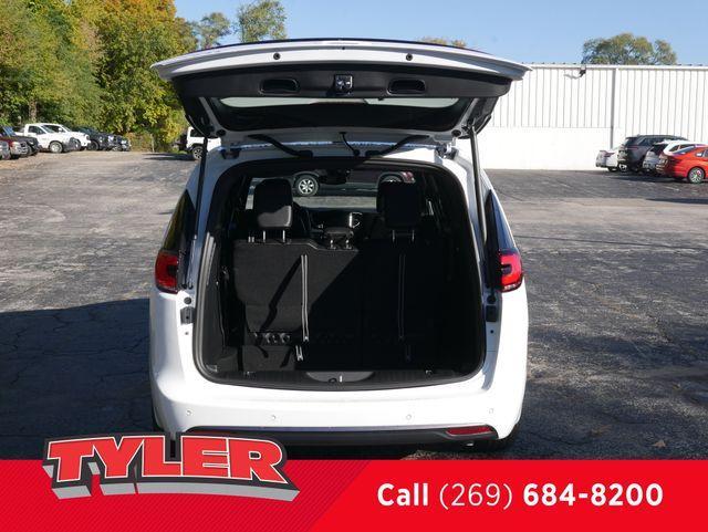 new 2026 Chrysler Pacifica car, priced at $42,105