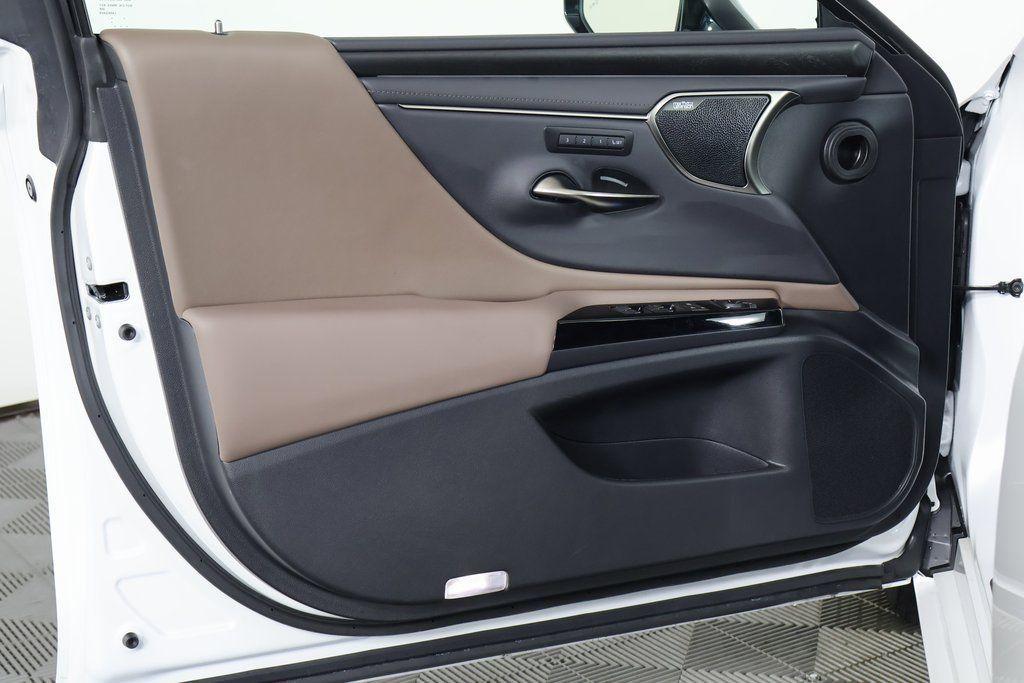 used 2025 Lexus ES 300h car, priced at $49,955