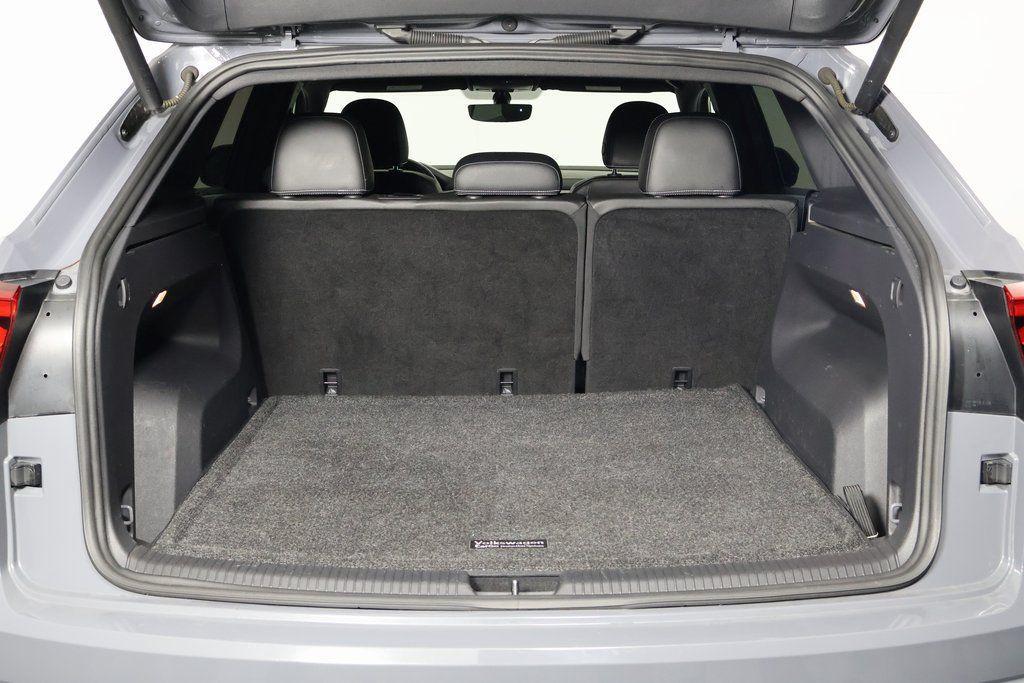 used 2021 Volkswagen Atlas Cross Sport car, priced at $21,555