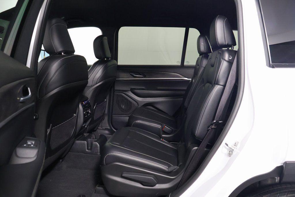 used 2025 Jeep Grand Cherokee L car, priced at $34,555