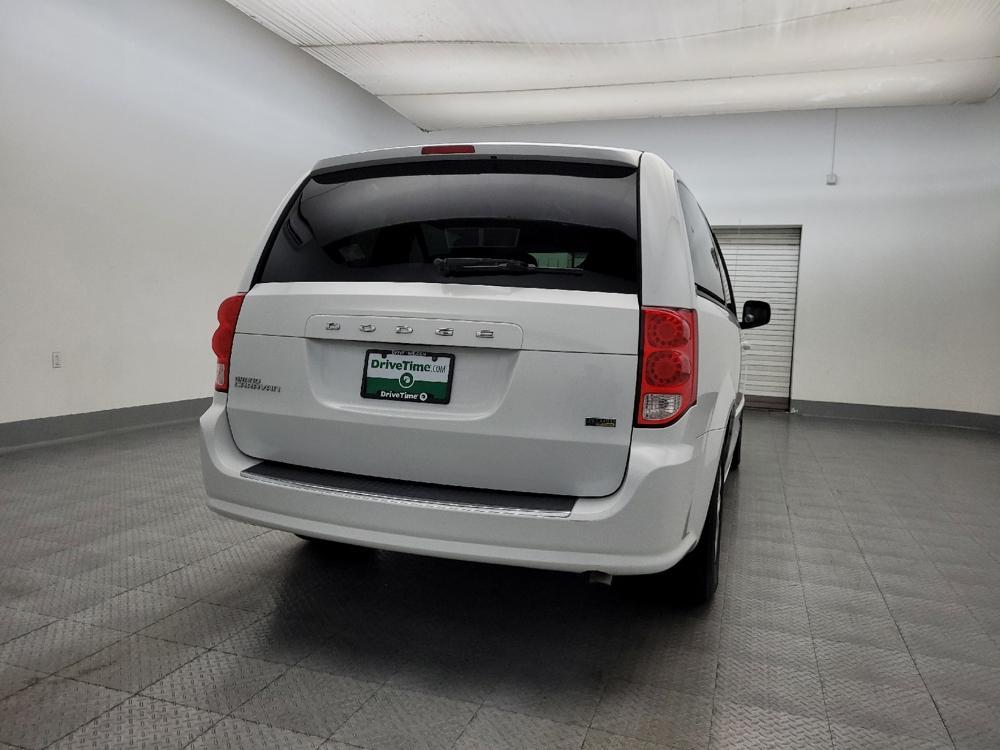 used 2014 Dodge Grand Caravan car, priced at $11,495