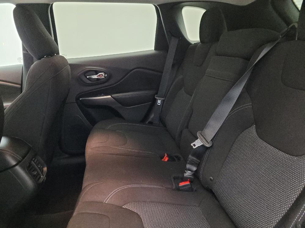 used 2019 Jeep Cherokee car, priced at $20,095